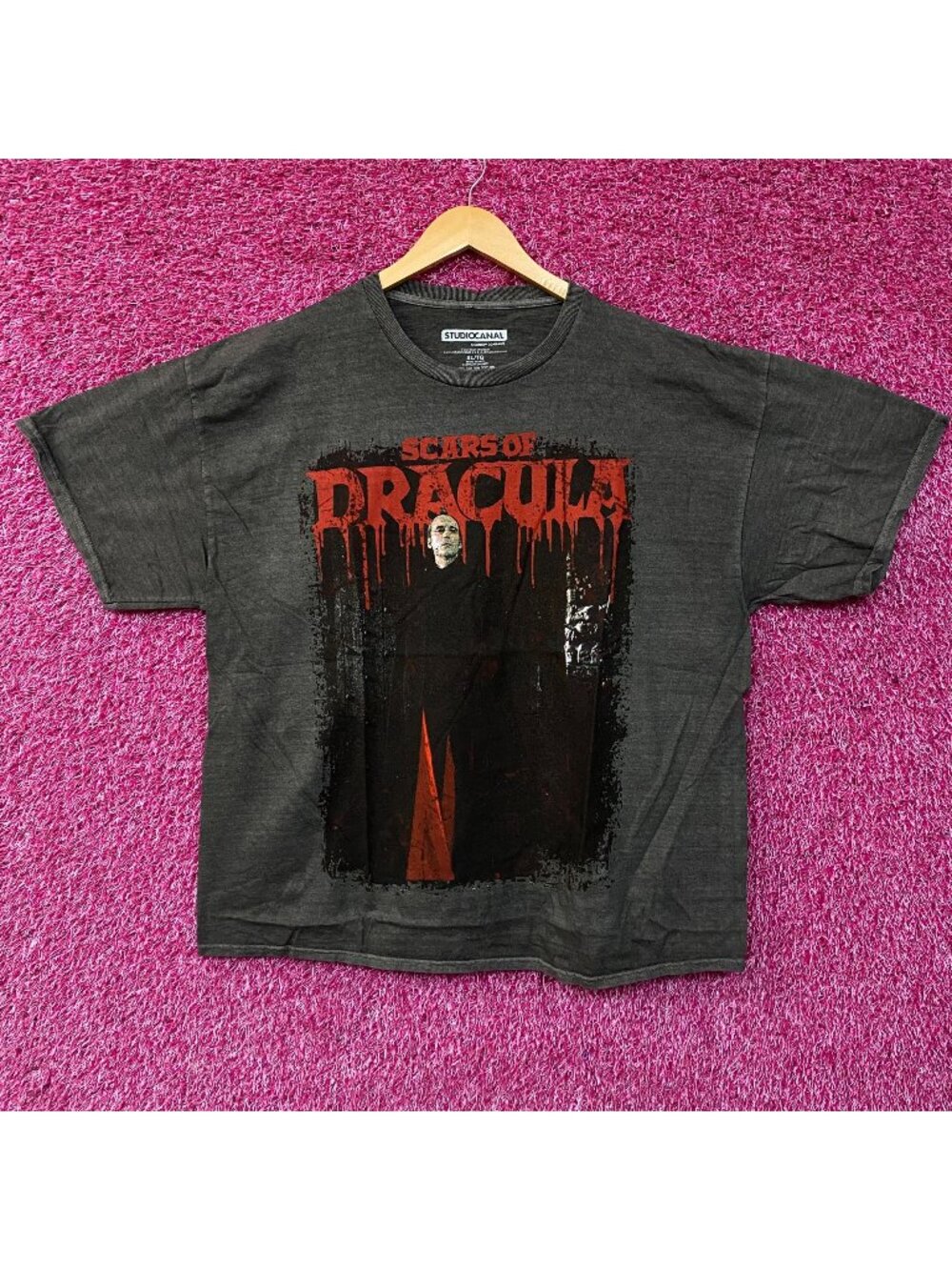 Scars of Dracula Classic 1970 Horror Film Graphic T-Shirt XL